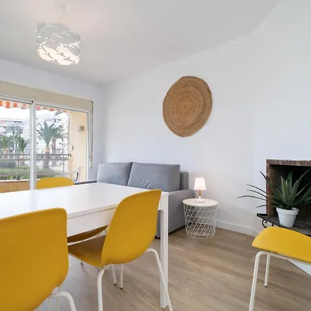 Hauzify I Solpins Apartment