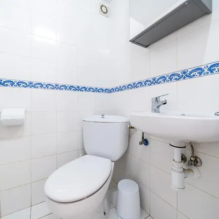 Hauzify I Solpins Apartment La Pineda